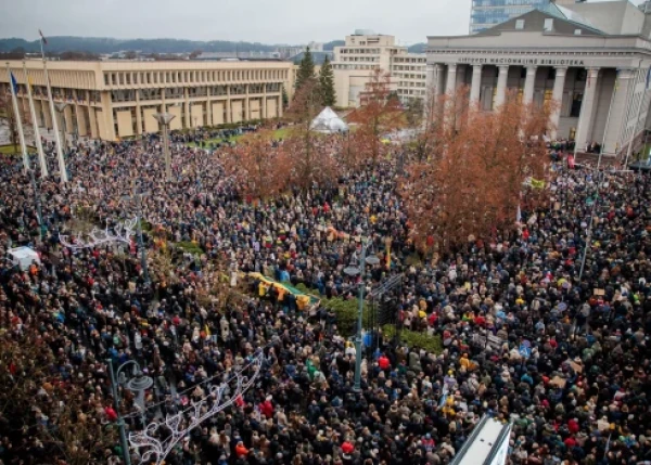 In Vilnius, for the third day, thousands protest for freedom of speech. And we are all right
