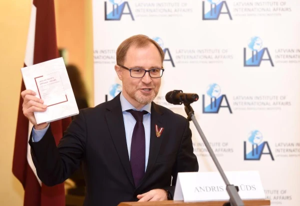 If experts recommend dismantling the rails, we will support it - minister