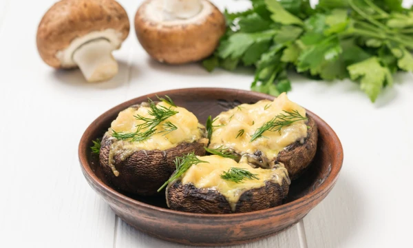 Perfect Snack: Stuffed Mushrooms with Cheese
