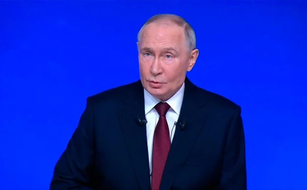 From Another Galaxy! Putin Commented on Aliens on Comet 3I/ATLAS - It Is Flying Near Earth