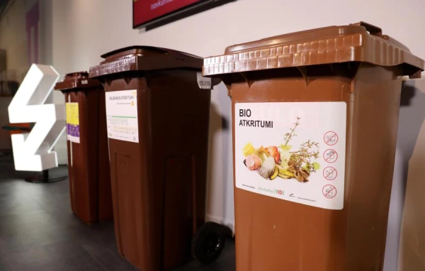 Bio-waste containers are disappearing in Riga — the reason is banal