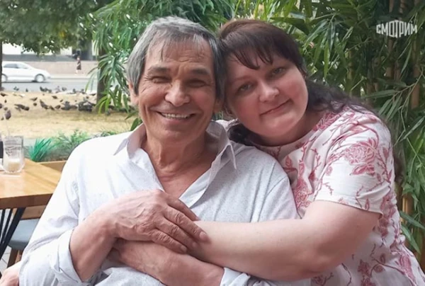 Бари и Елена.