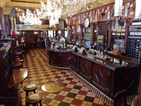 Pubs are losing money: Brits have sobered up to a record level