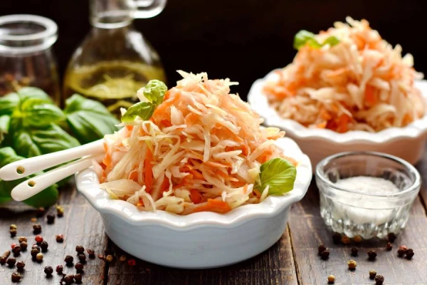 The Secrets of Fermentation: A Doctor Explained Why We Crave Sauerkraut in Winter