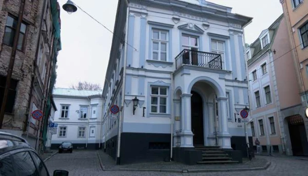 From "Christmas Mayhem" to Kylie Minogue's Music Video – A Building in Old Riga Became a Symbol of Christmas