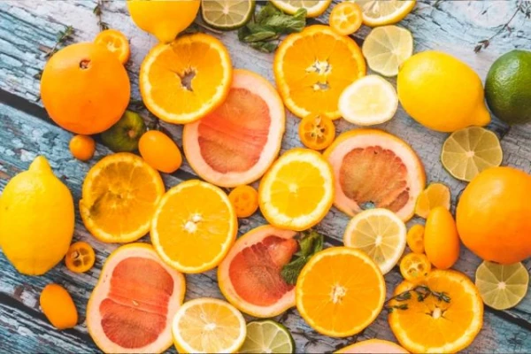 They will boost your mood and immunity. Fruits with the highest vitamin content in winter named