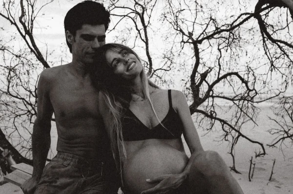 Во время беременности звезда публиковала откровенные фото.