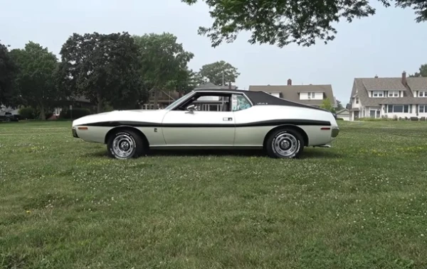 Эта машинка сама просится на трассу.