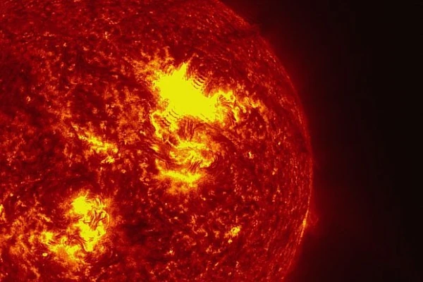 Scientists Warn of Powerful Solar Flares by New Year