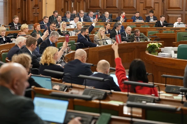 The 'Distribution' of Pensions, Language, Scandals, and Elections. What to Expect in 2026?