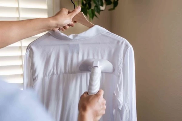 How to Iron Clothes That Cannot Be Ironed?