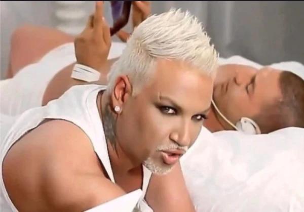 Содержание современных песен порой удивляет - эти установки хотят внедрить в мозг слушателей?