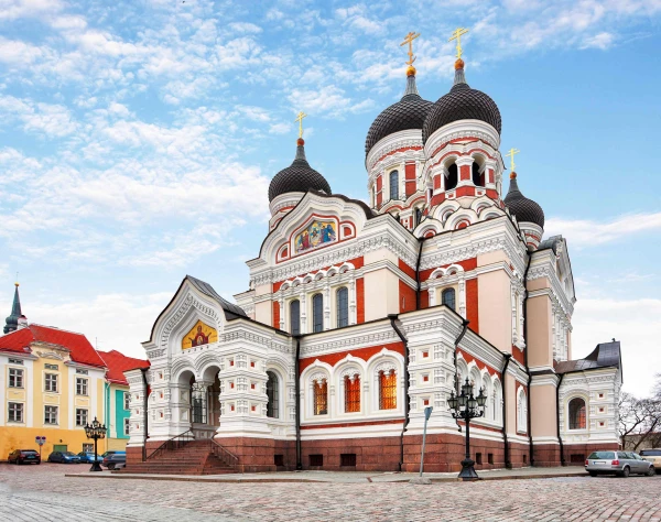Estonia expelled a Orthodox priest who is a citizen of Latvia to Russia
