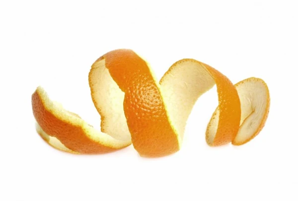 Five Effective Ways to Use Orange Peels: Tried and Tested