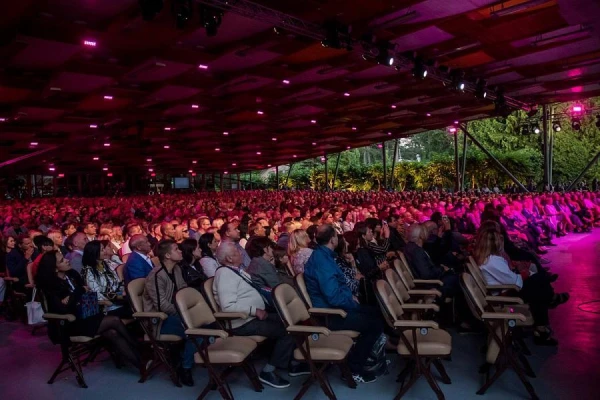 Do We Need It? Jurmala and Rezekne Are Tired of Subsidizing the Concert Halls 'Dzintari' and 'Gors'