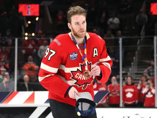 Sidney Crosby scored his 112th career game-winning goal, three goals away from Gretzky's record