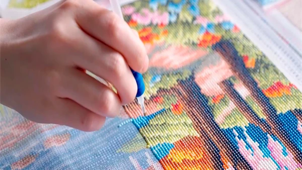 Hobbies That Will Definitely Captivate: Original Ideas for Long Winter Evenings