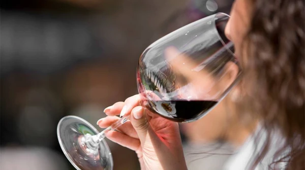 What Happens to the Body If You Drink a Glass of Wine Every Day?