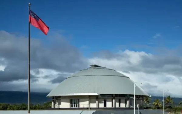 Парламент государства Океании с радостью поедет в еврейские края.