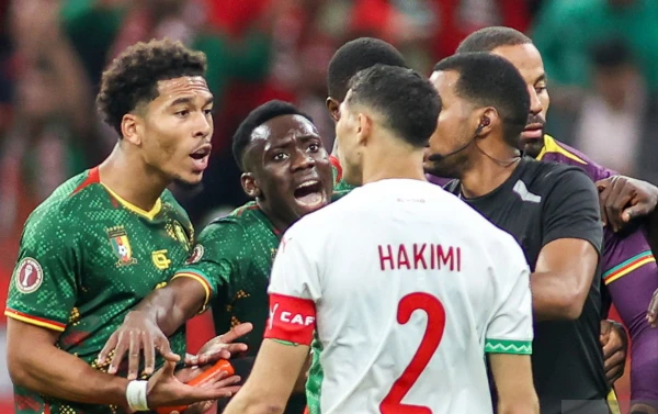 The Moroccan national team defeated the Cameroon team 2-0 and advanced to the semifinals of the Africa Cup