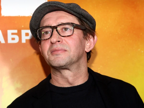 Его отец — Юрий Аронович Хабенский (1946—2004), еврей, был инженером-гидрологом; мать — Татьяна Геннадьевна Хабенская, работала учительницей математики в школе.