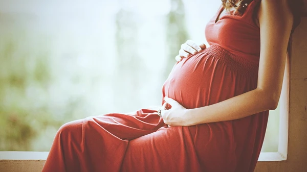 Pregnant daughter wants to leave the baby in a Riga maternity hospital: can the grandmother take him?
