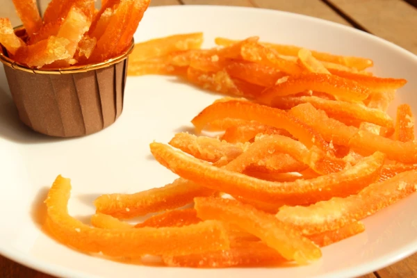 Orange Candies for Pennies: A Simple Dessert from Peels Instead of Sweets