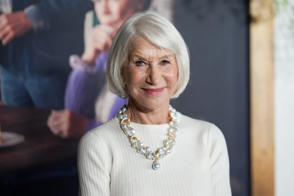 Helen Mirren revealed why she refused plastic surgery and warned young actors