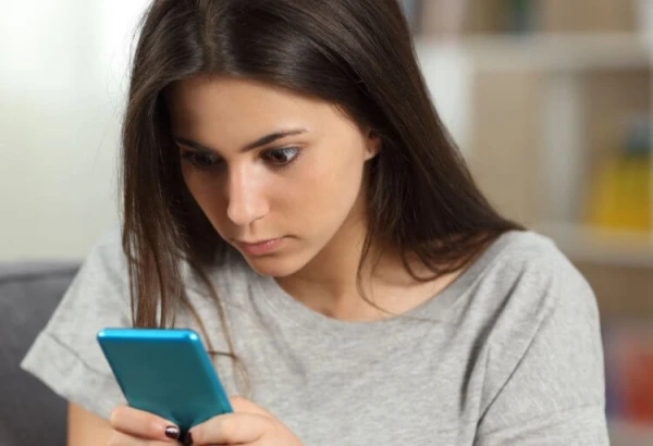 Gaslighting: What It Is, How It Is Used in Texts, and How to Counteract It