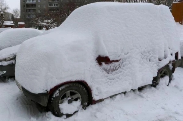 How Long Can a Car Stay in the Cold Without Damage