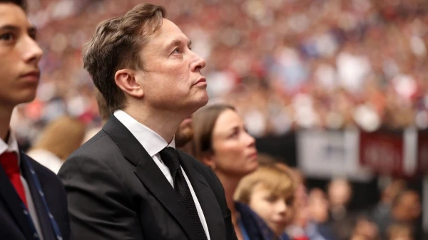 Идеал мультимиллиардера - дальние полеты.