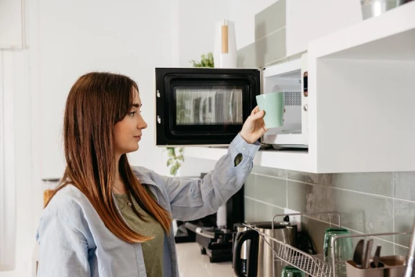 Myths and Reality about Microwave Ovens