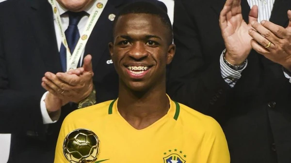 Vinicius Junior expressed to his entourage his unwillingness to play for Real Madrid