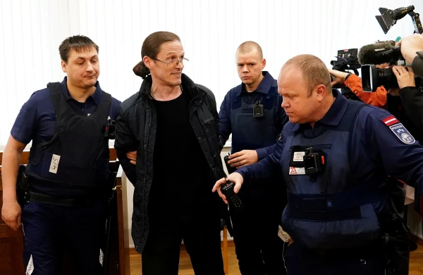The defendant in the Bunkus murder case may have forged documents to secure an alibi