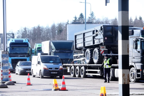 For security reasons, two Russian citizens were denied entry to Latvia on Saturday