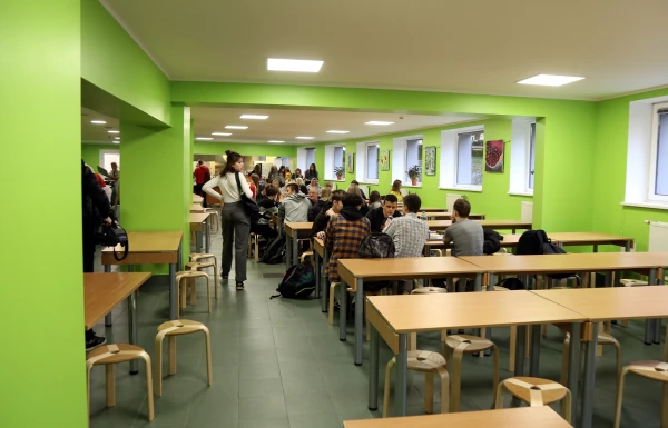 Child threatened to stab with a pencil, father choked: shocking story of a family terrorizing schools