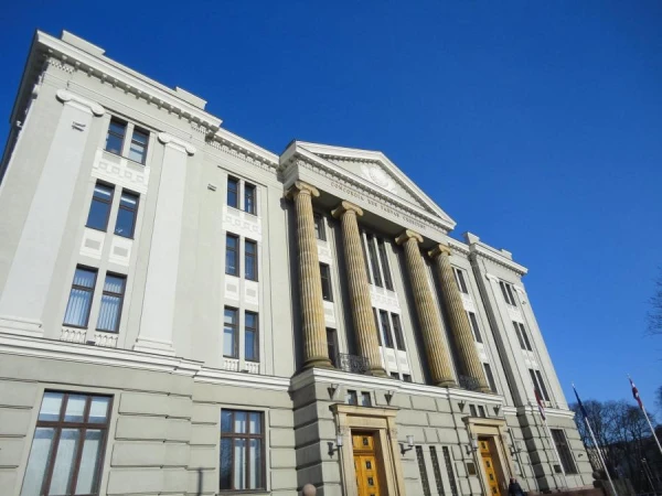 Betrayal! The Latvian Ministry of Foreign Affairs promotes Latvian visas in Uzbekistan and Kazakhstan in Russian