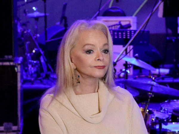 Bailiffs carried out the forced eviction of Larisa Dolina from her apartment in Khamovniki