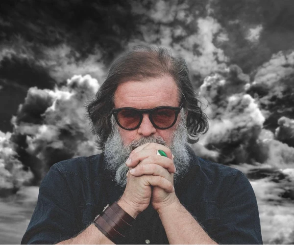 "Aquarium" released "Strange News from a Distant Star"