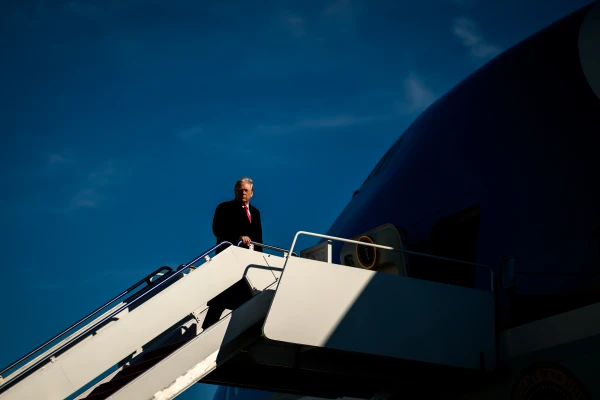 Due to a technical malfunction, Trump's plane was forced to return to base