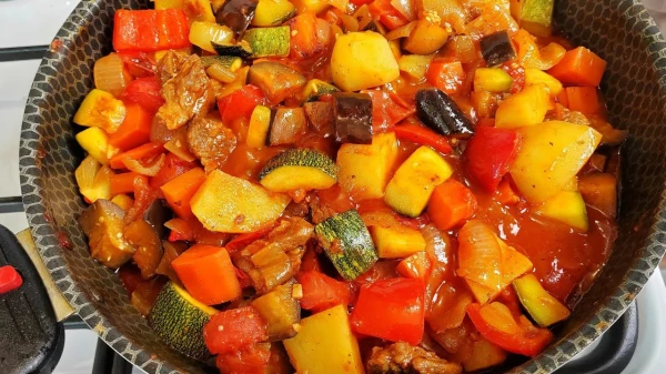 Meat Stew in 10 Minutes: Quick, Simple, and Delicious