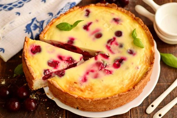 Can't Take My Eyes Off: Sour Cream Fruit Pie Recipe