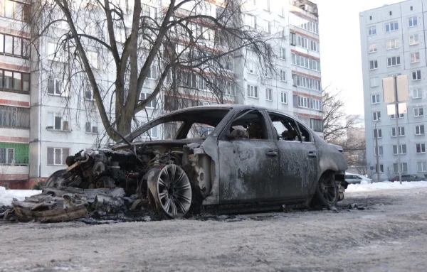 You walk to your car and see this… A mysterious fate befell a BMW in Imanta