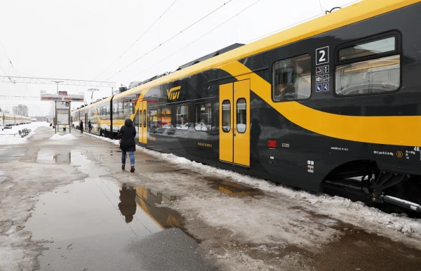 Last year, train passengers were issued a quarter more fines