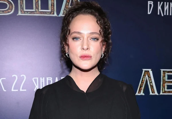 Aglaya Tarasova Appeared in Public After the Scandal and Shared What She Considers a Sign of an Intelligent Person