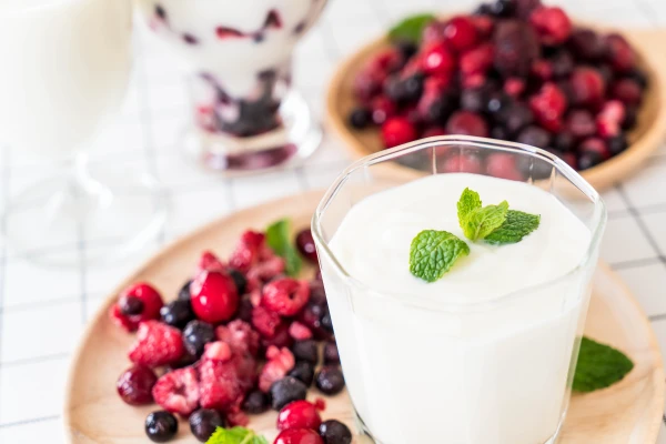 Yogurt Every Day: The Benefits for Your Gut That Few People Know