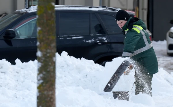 Heating expenses, uncleared roads, and snow removal: what inconveniences are residents experiencing this winter?