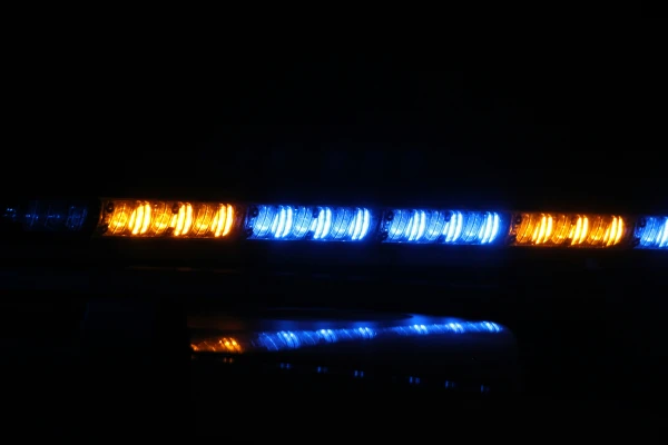 Three police officers injured, two BMWs damaged – accident on the bridge in Riga