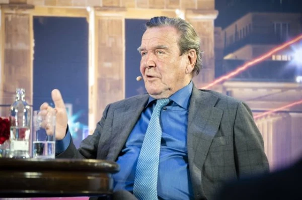 Former Chancellor of Germany Acknowledges the Decline of the EU