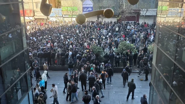 The number of deaths in the protests in Iran may exceed 30,000